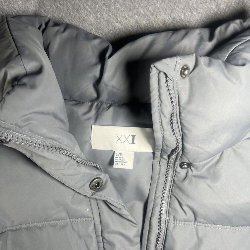 XXi Women's Large Gray Puffer Vest Large Winter Vest Woman’s Cost Vest - Picture 2 of 5